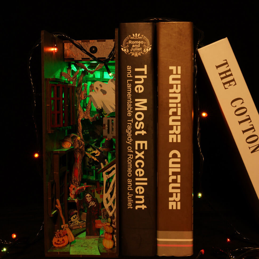 horror-halloween-bookself-alley-3d-diy-puzzle-assembly-model-kit-diorama-booknook-gift