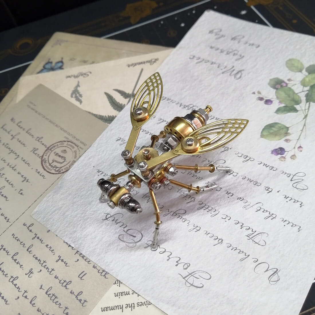 Miniature Steampunk Brass Fruit Fly Spider Ant Dragonfly Butterfly Metal Model Kits
