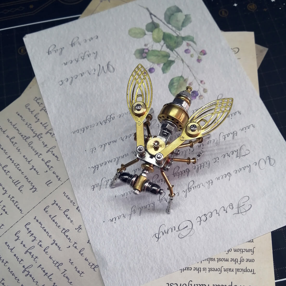 Miniature Steampunk Brass Fruit Fly Spider Ant Dragonfly Butterfly Metal Model Kits
