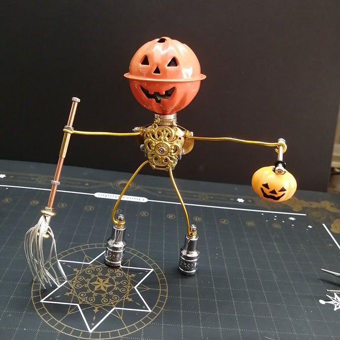 100+PCS Halloween Scarecrow Pumpkin 3D Metal Model Kits for Kids