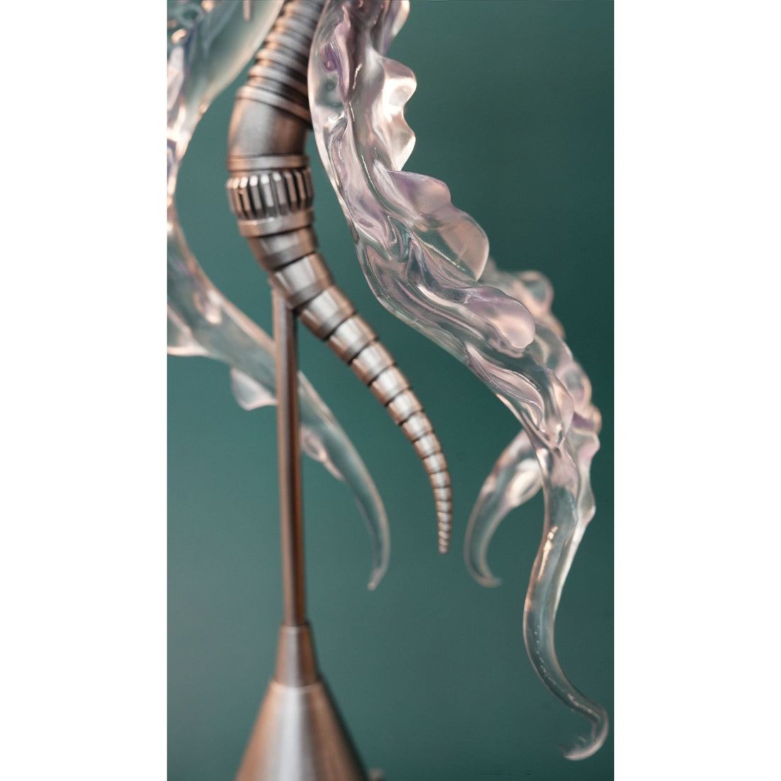 Steampunk Mechanical Jellyfish LED Light Ocean Creature Art Display Desktop Decoration