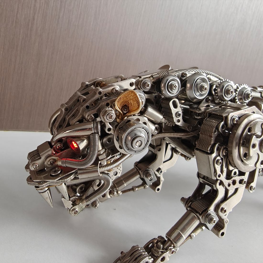 3D Metal Leopard Model Kit DIY Mechanical Assembly Puzzle Steampunk Creature Sculpture 1000+PCS