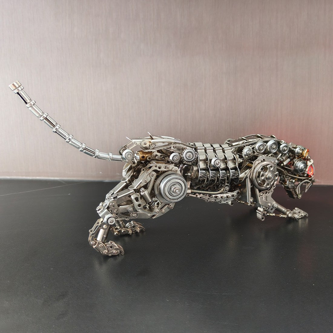 3D Metal Leopard Model Kit DIY Mechanical Assembly Puzzle Steampunk Creature Sculpture 1000+PCS