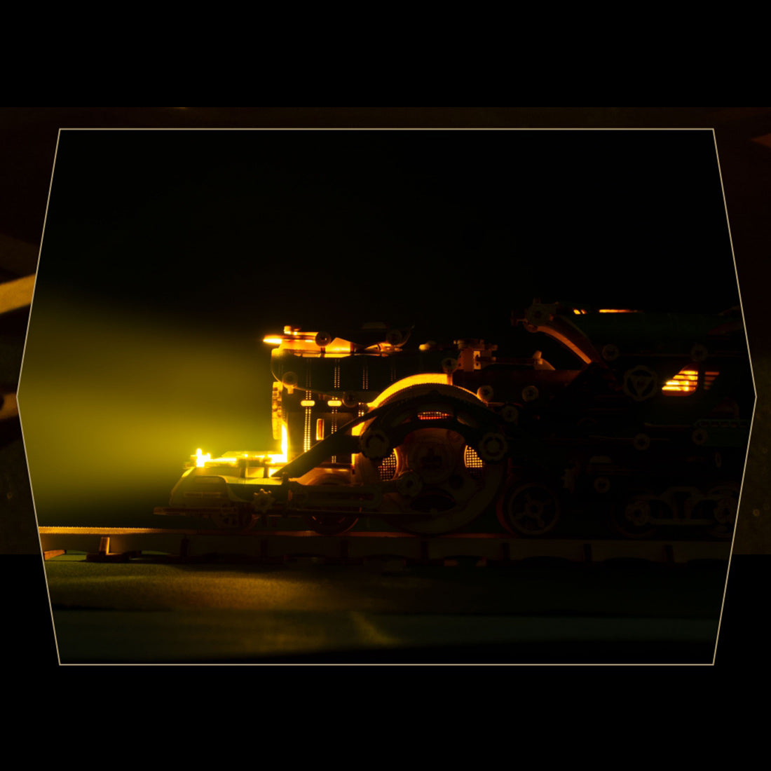 3D Wooden Steampunk Victorian Steam Train Model Building Kit 800+PCS with Led Light