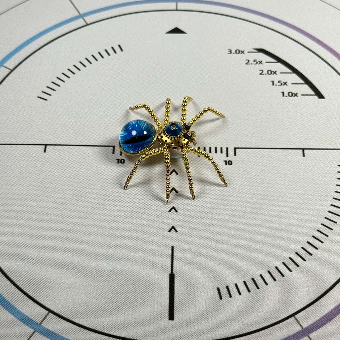 5pcs/Set Multi-functional Cat-eye Spider Brooch Fridge Magnet Model Kits