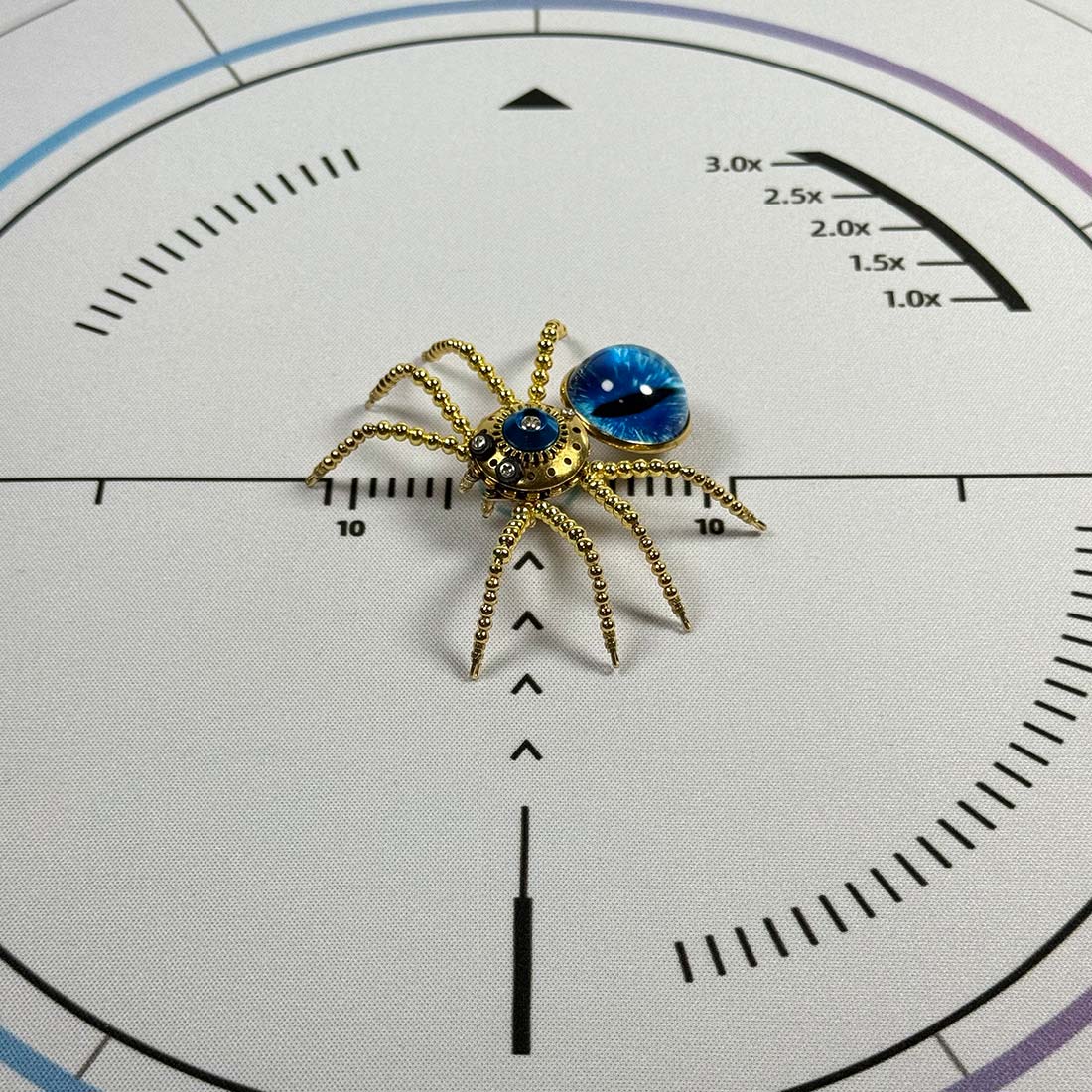 5pcs/Set Multi-functional Cat-eye Spider Brooch Fridge Magnet Model Kits