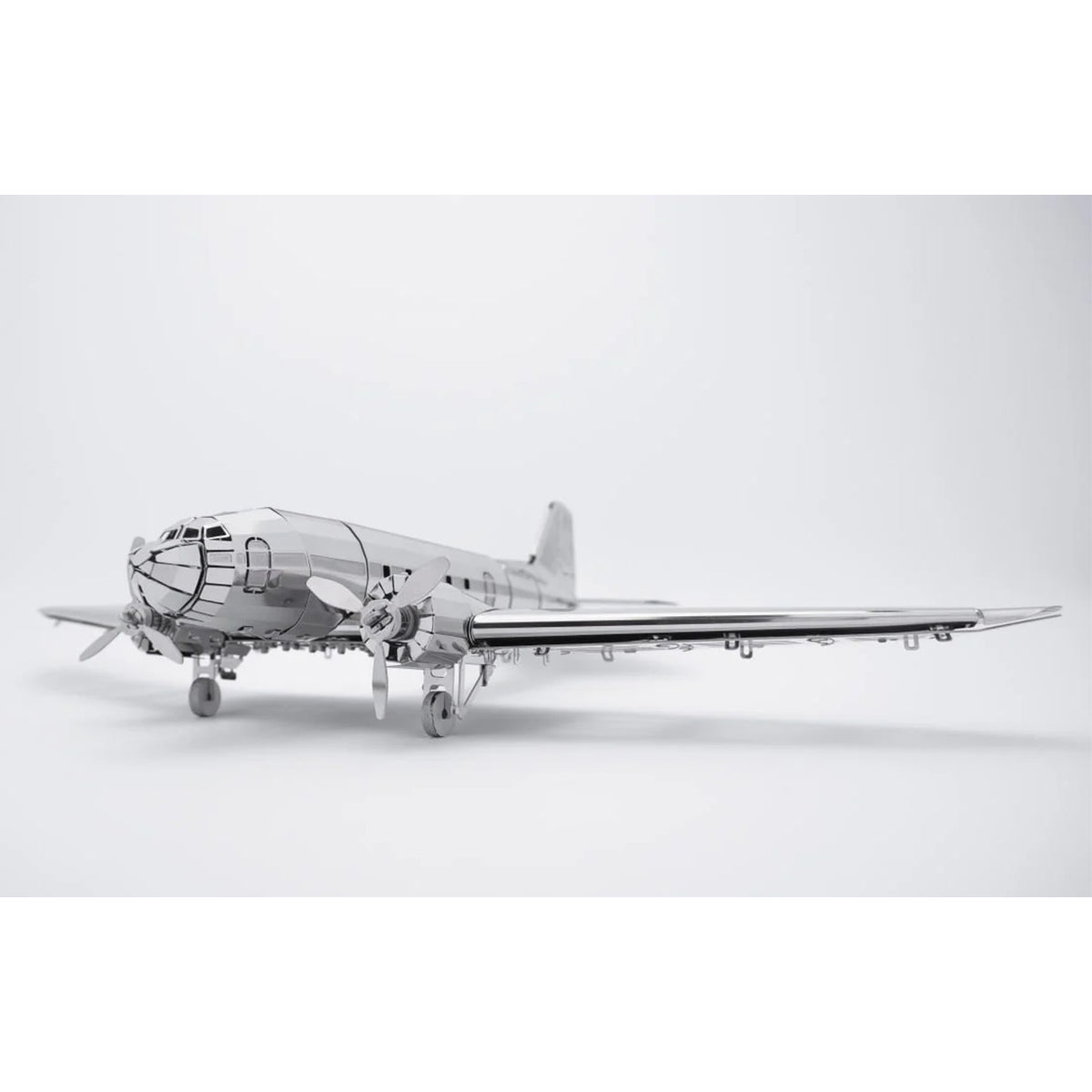 DC-3 3D Mechanical WWII 3D Metal Aircraft Model Building Kit for Aviation Lovers 146PCS