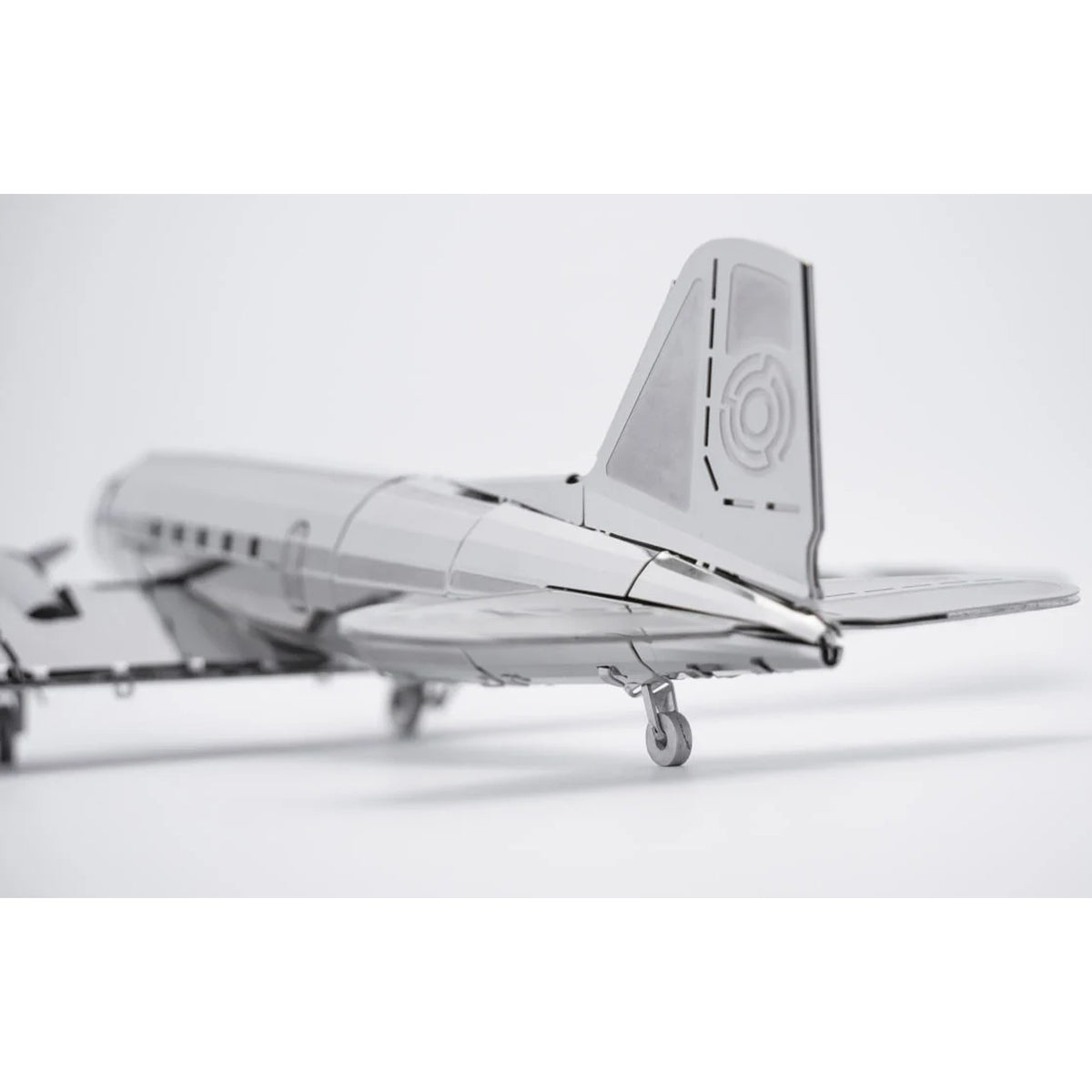 DC-3 3D Mechanical WWII 3D Metal Aircraft Model Building Kit for Aviation Lovers 146PCS