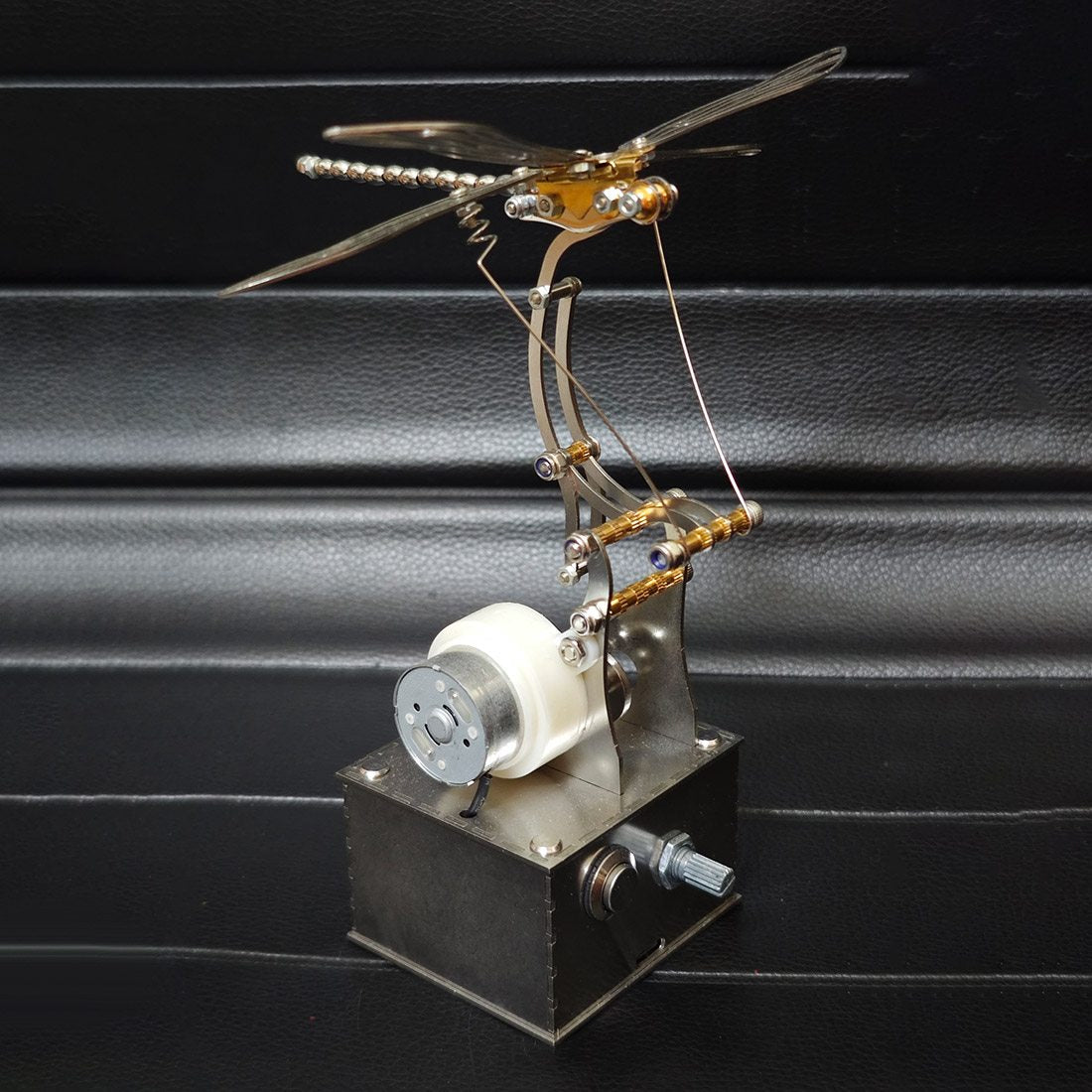 Mechanical Dragonfly 3D Metal Model Kit Kinetic Sculpture with Moving Wings