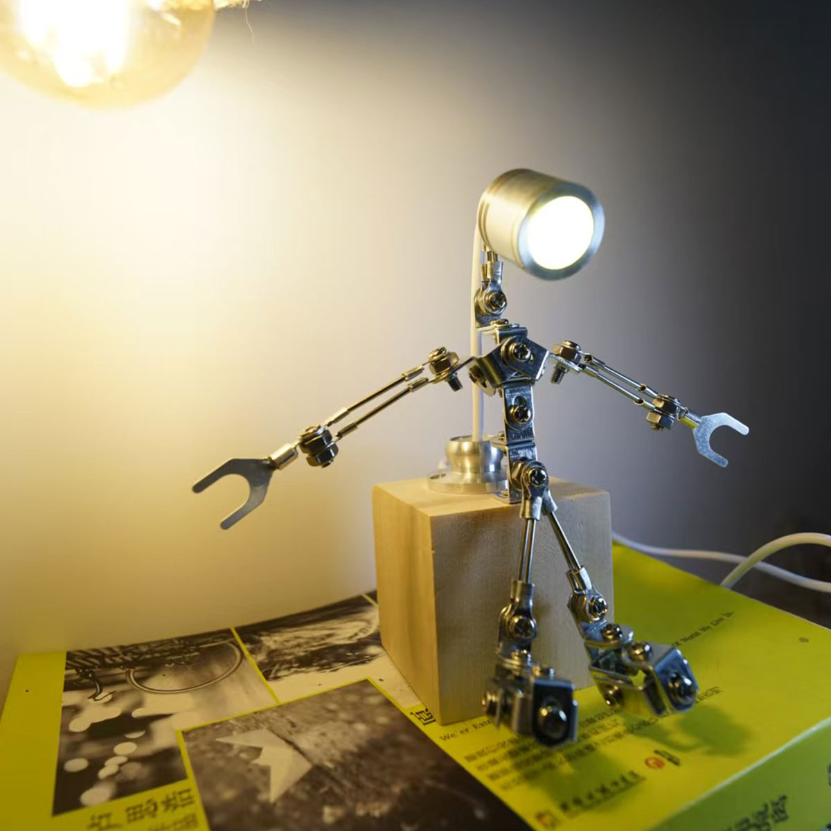 Mini Robot Led Light Mechanical Mini Robot Lamp Model Light Companion 3D Recycled Metal Scu
