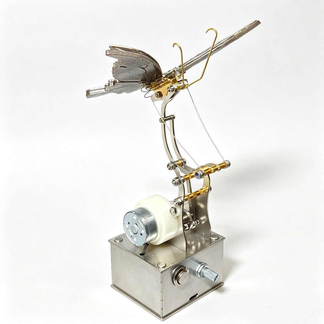 Mechanical Winged Insect 3D Metal Model Kit Steampunk Kinetic Sculpture with Moving Wings
