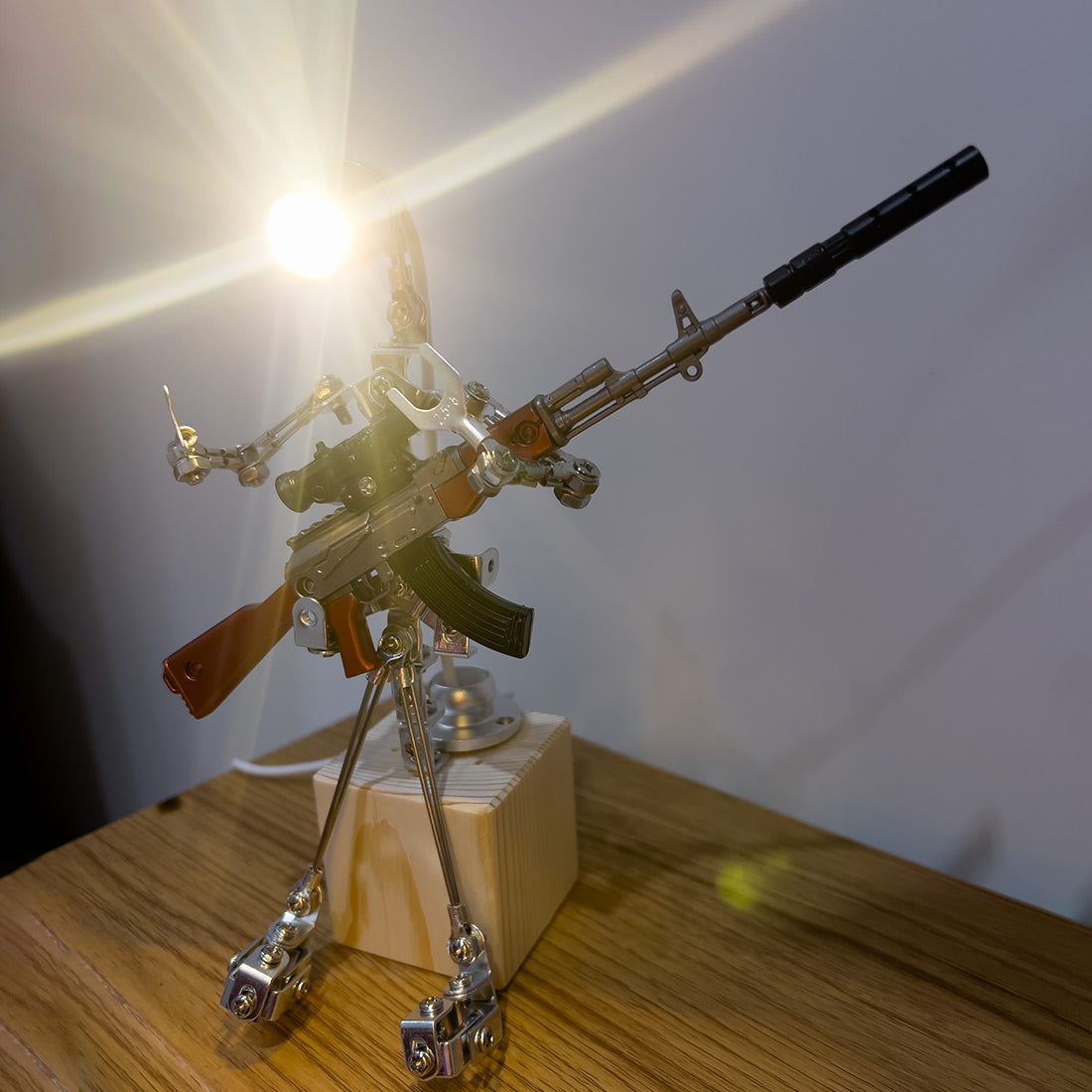 Metal Armored Lamp Man Model