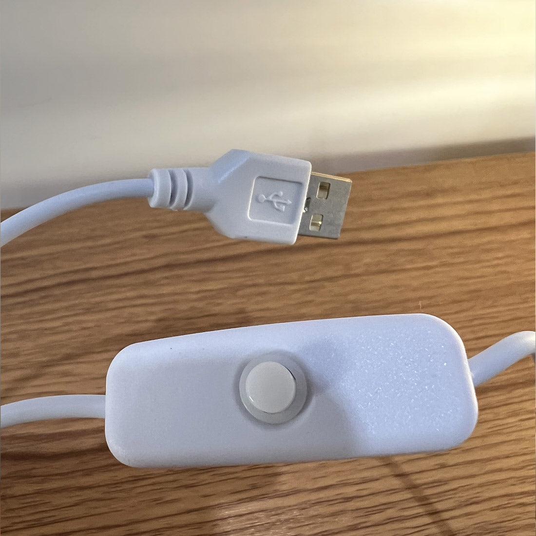 Metal Armored Lamp Man Model