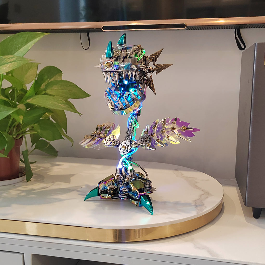 Piranha Plant Flower Metal Building Kit Toys Cannibal with Openable Mouth Collectible Gift for Halloween (400pcs)