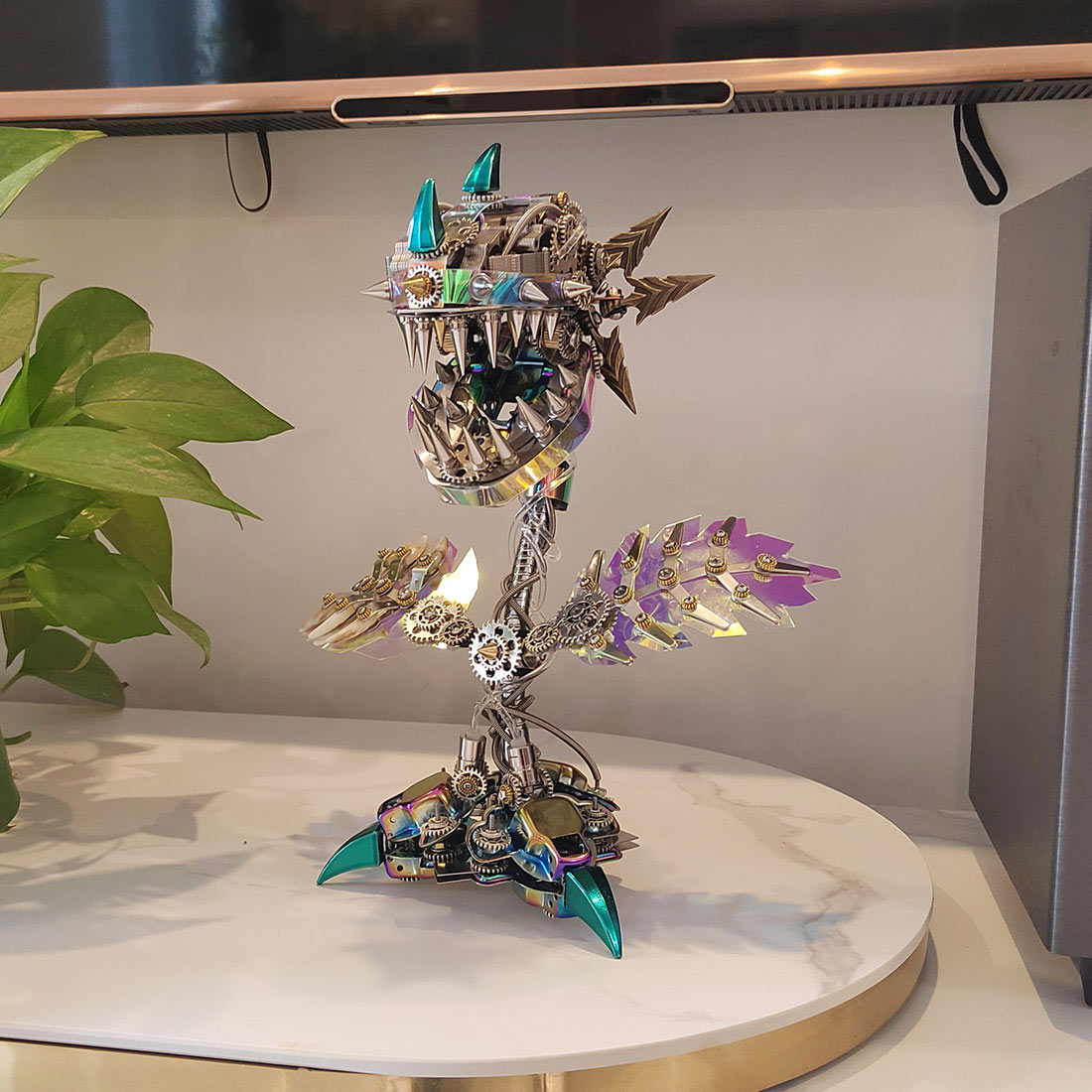 Piranha Plant Flower Metal Building Kit Toys Cannibal with Openable Mouth Collectible Gift for Halloween (400pcs)