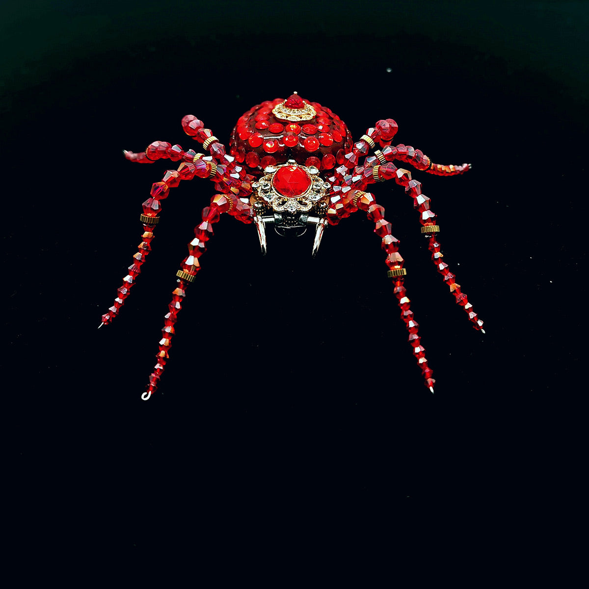 Steampunk Beaded Crystal Red Spider Model Building Kits with Music Box (260PCS)