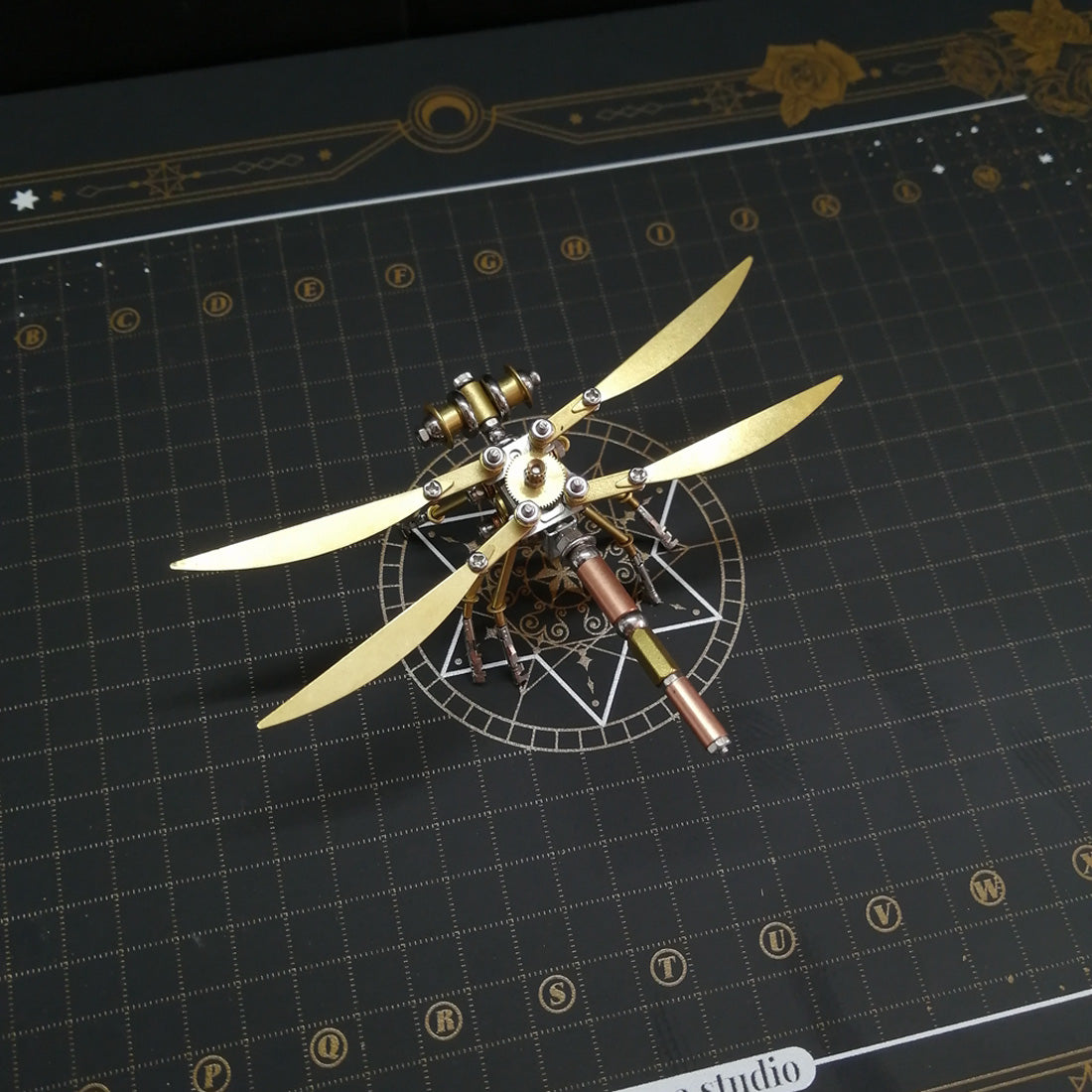 Miniature Steampunk Brass Fruit Fly Spider Ant Dragonfly Butterfly Metal Model Kits
