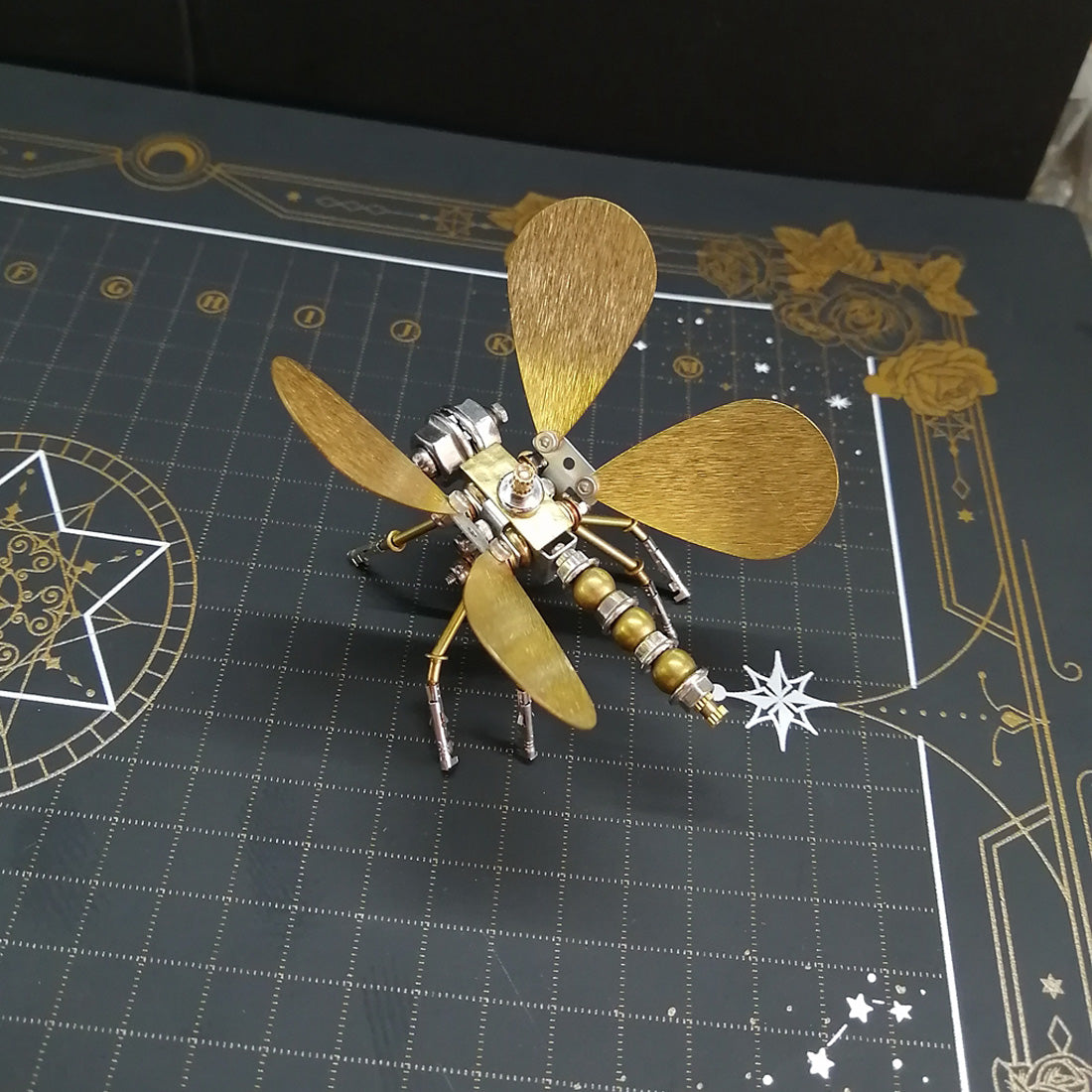 Miniature Steampunk Brass Fruit Fly Spider Ant Dragonfly Butterfly Metal Model Kits