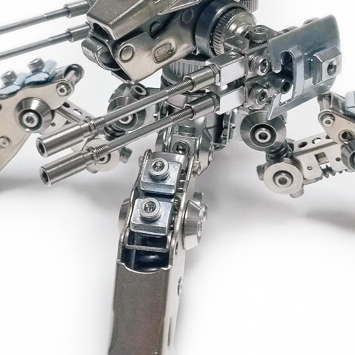 Quadruped Fighting Mecha 3D Metal Model Building Kits 410PCS