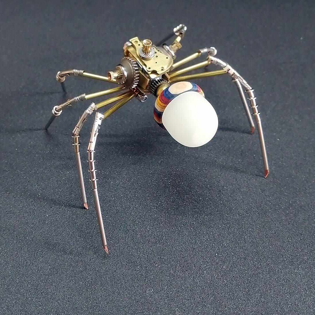 122PCS DIY Steampunk Metal Spider Puzzle Toy with Nut Light
