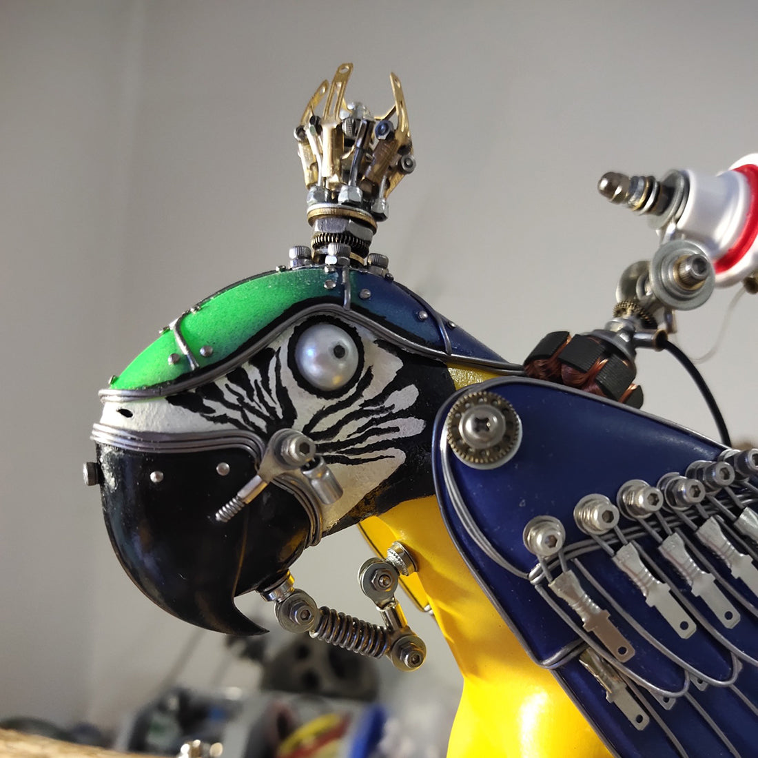 3D Mechanical Metal Psittacidae Steampunk Animal Sculpture  Assembled