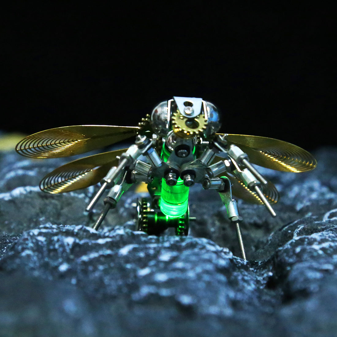 3D Metal Color-changing Dragonfly Assembly Model