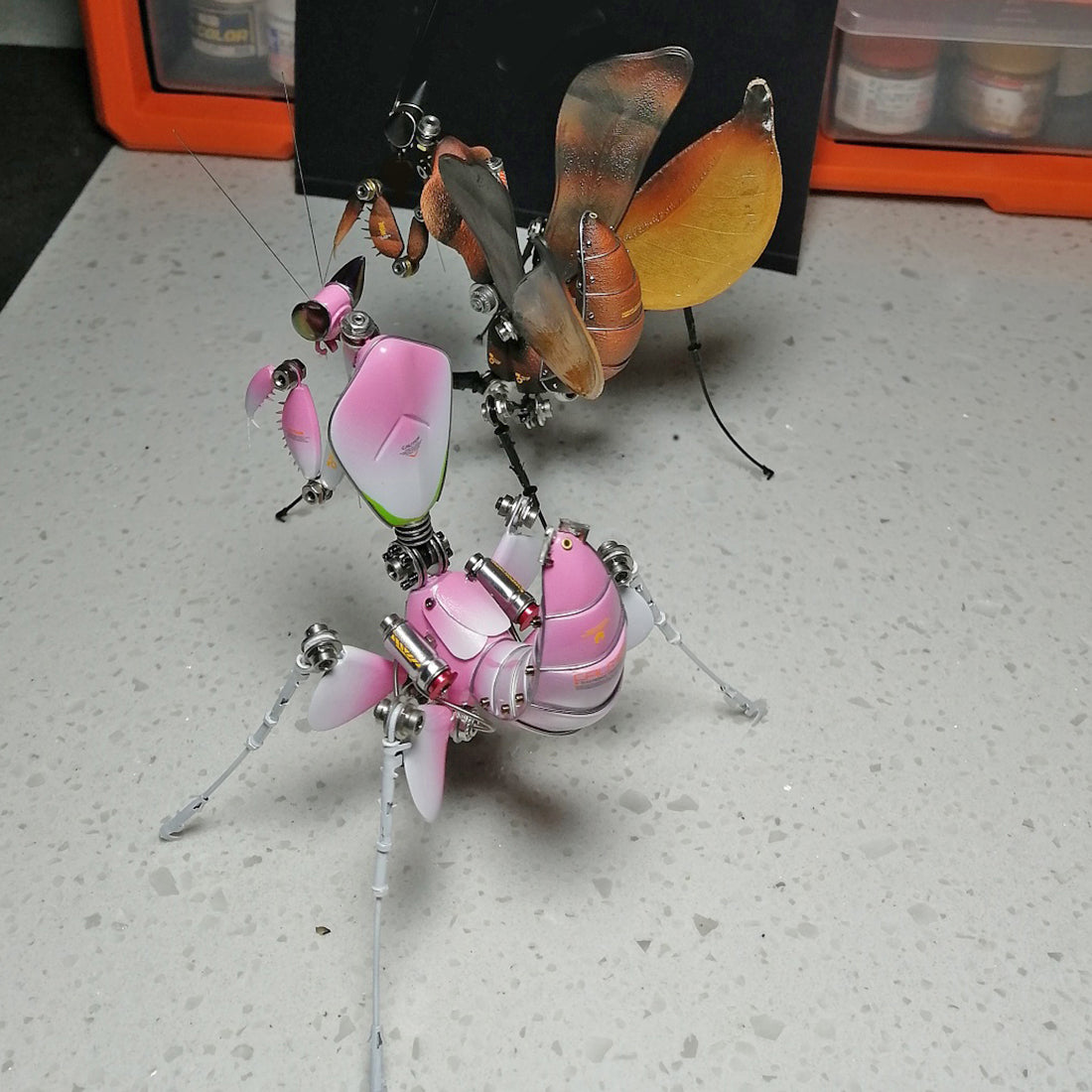 3D Metal Deroplatys Mantis Bug Insect Model Kits Sculpture Assembled Crafts for Home Decor
