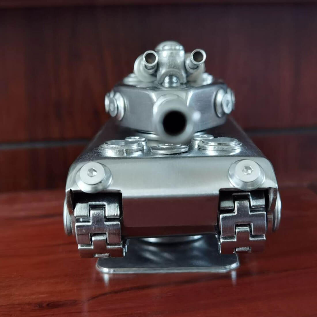 3D Stainless Steel Tank Model Mechanical Device Handicrafts