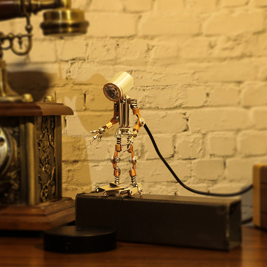 78Pcs  DIY Metal Little Night Light Lamp Man Figure Model Assembly Kit