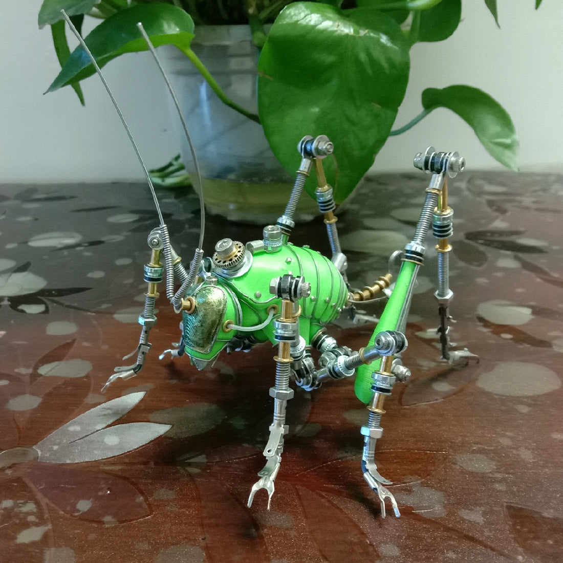 Creative Steampunk 3D Green Cricket Insect Sculpture Assembled Model Kits