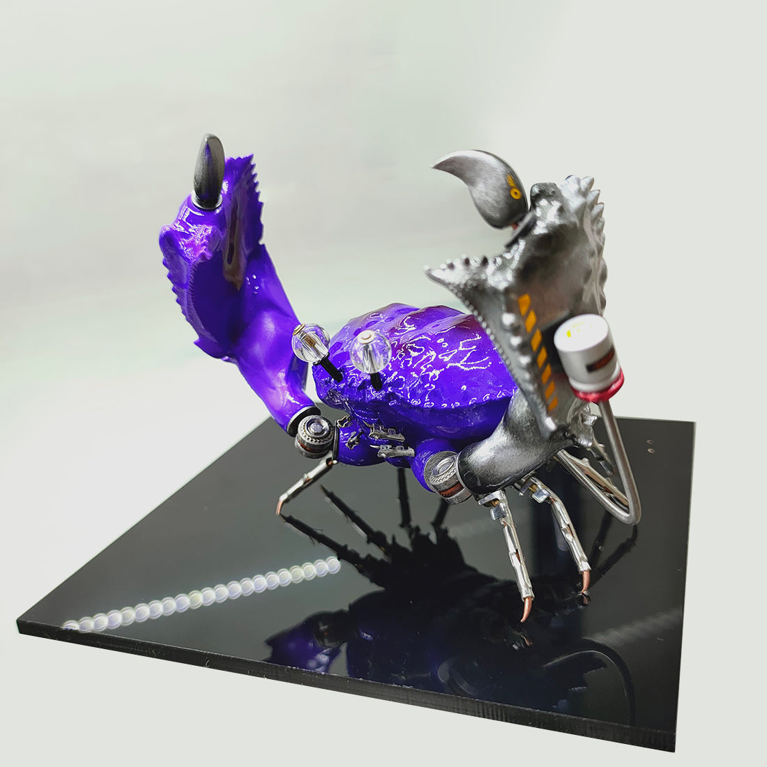 Punk Style 3D Purple Vampire Crab Model Crafts Collection- Finished Version