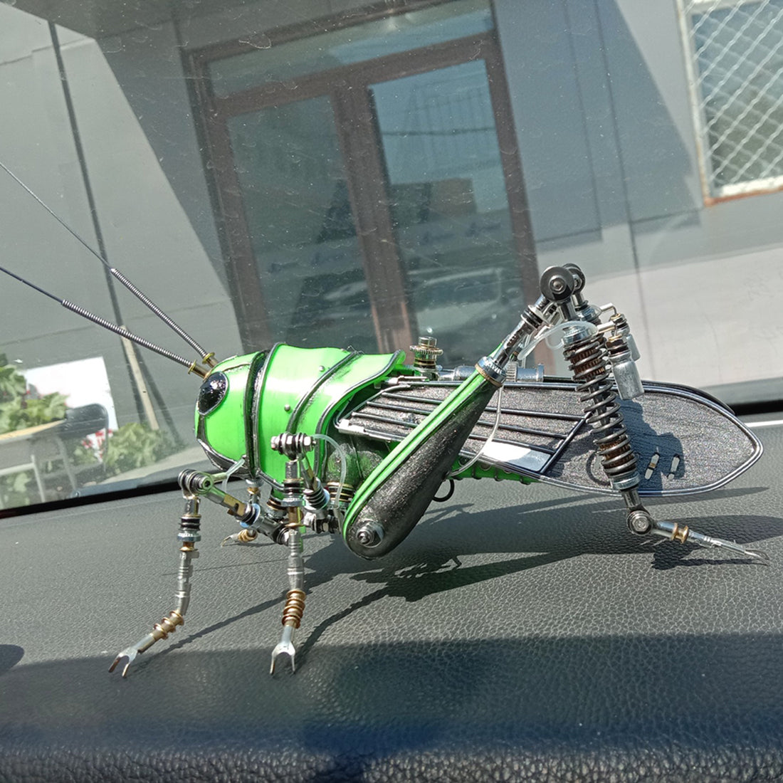 Steampunk Mechanical Metal Green Locust Bug Insect Sculptures Puzzle Assembled Model Kits